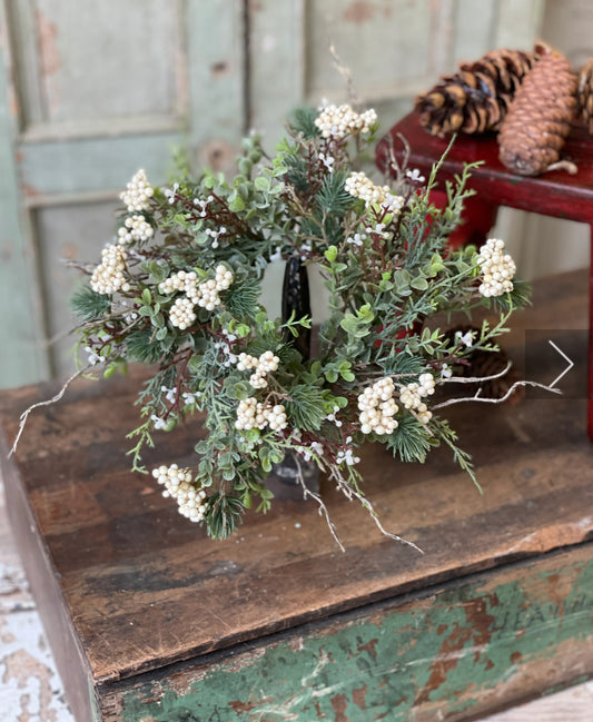 11" Briar Berry Fir Candle Ring