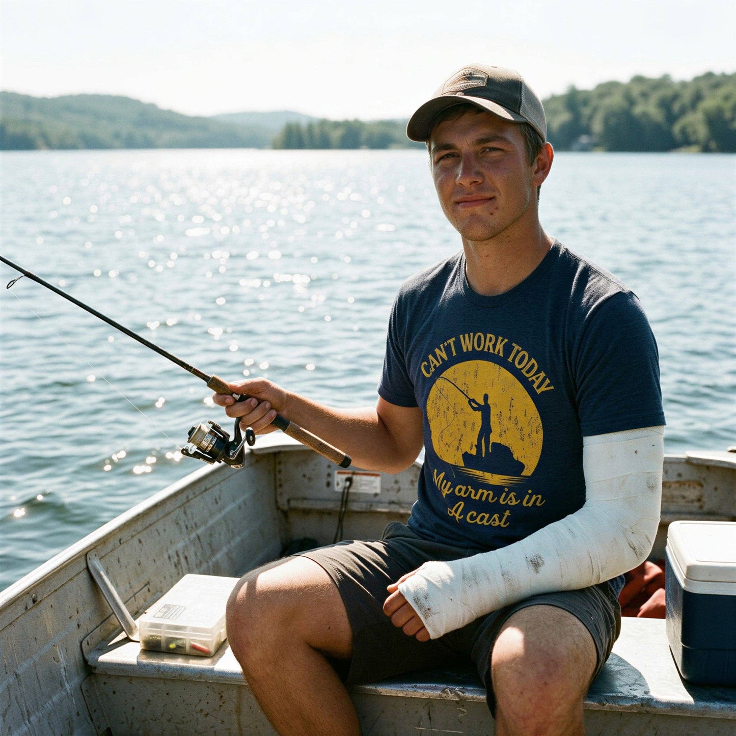 Can't Work Today My Arm Is In A Cast Men's T Shirt: Heather Navy