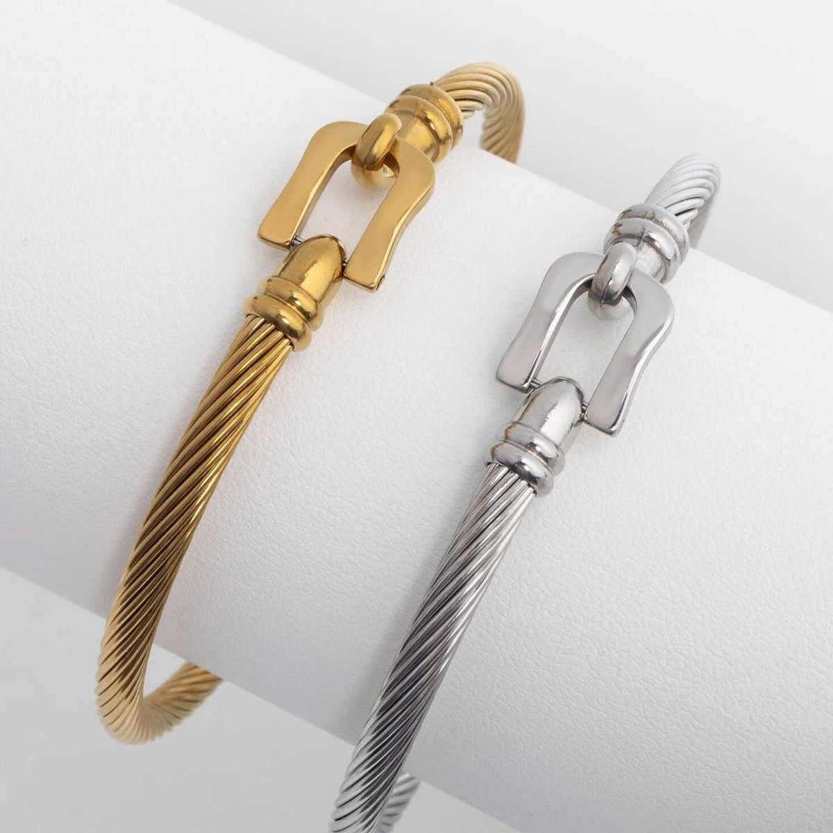 18K Gold PVD Stainless Steel Buckle Clasp Bangle Bracelet: Gold WJW