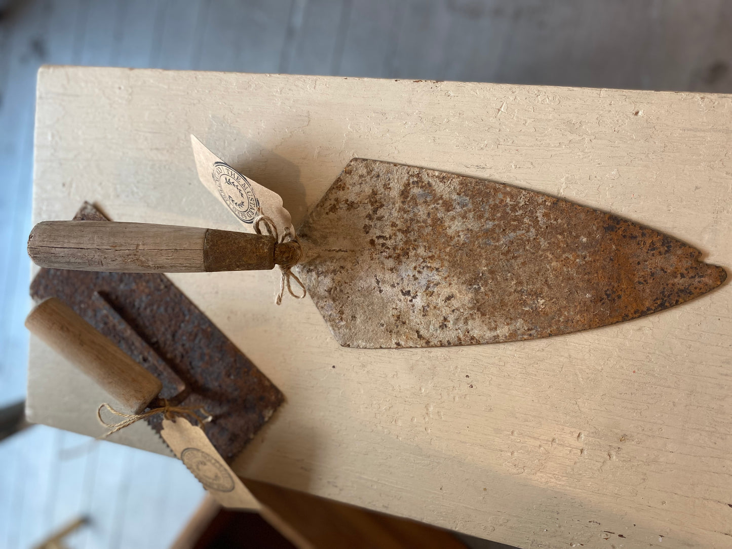 Vintage Trowel Chippy Patina