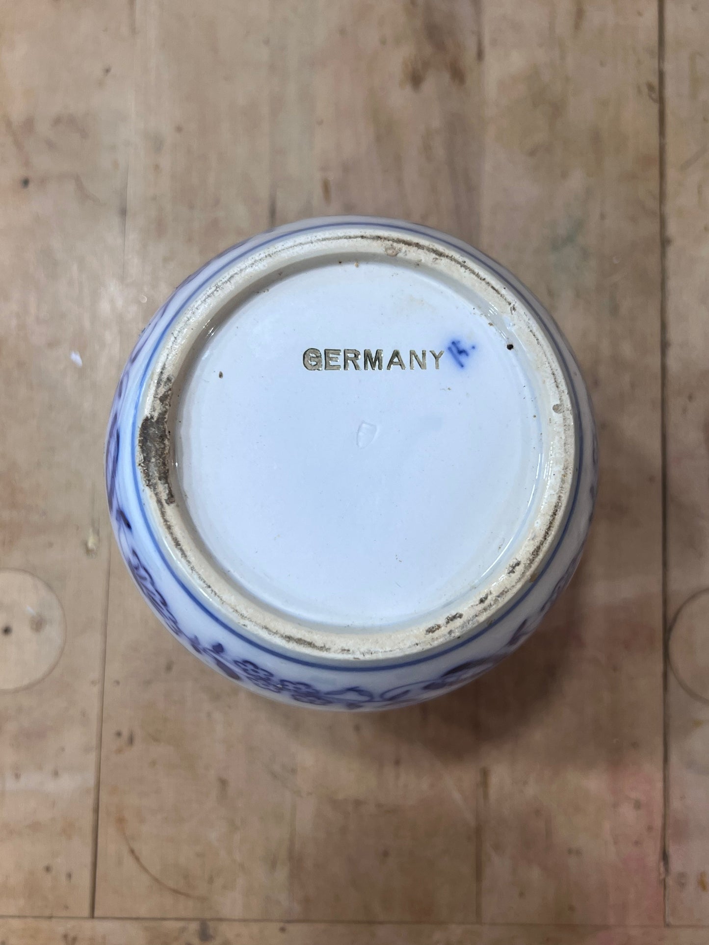European Blue Floral Ceramic Rice Storage Jar Orlando Estate Auction