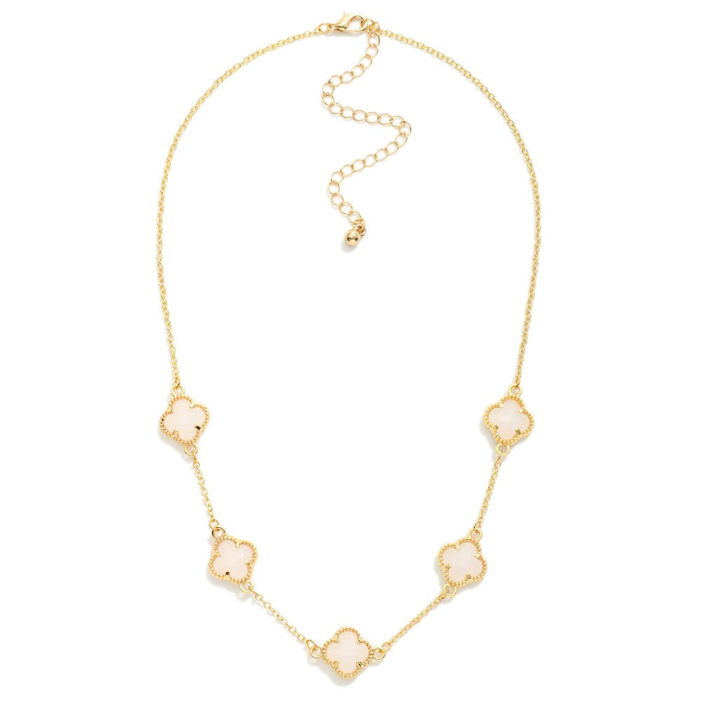 Chain Link Necklace Featuring Glass Crystal Clover Stations White