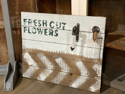 Fresh Cut Flowers Weather Station