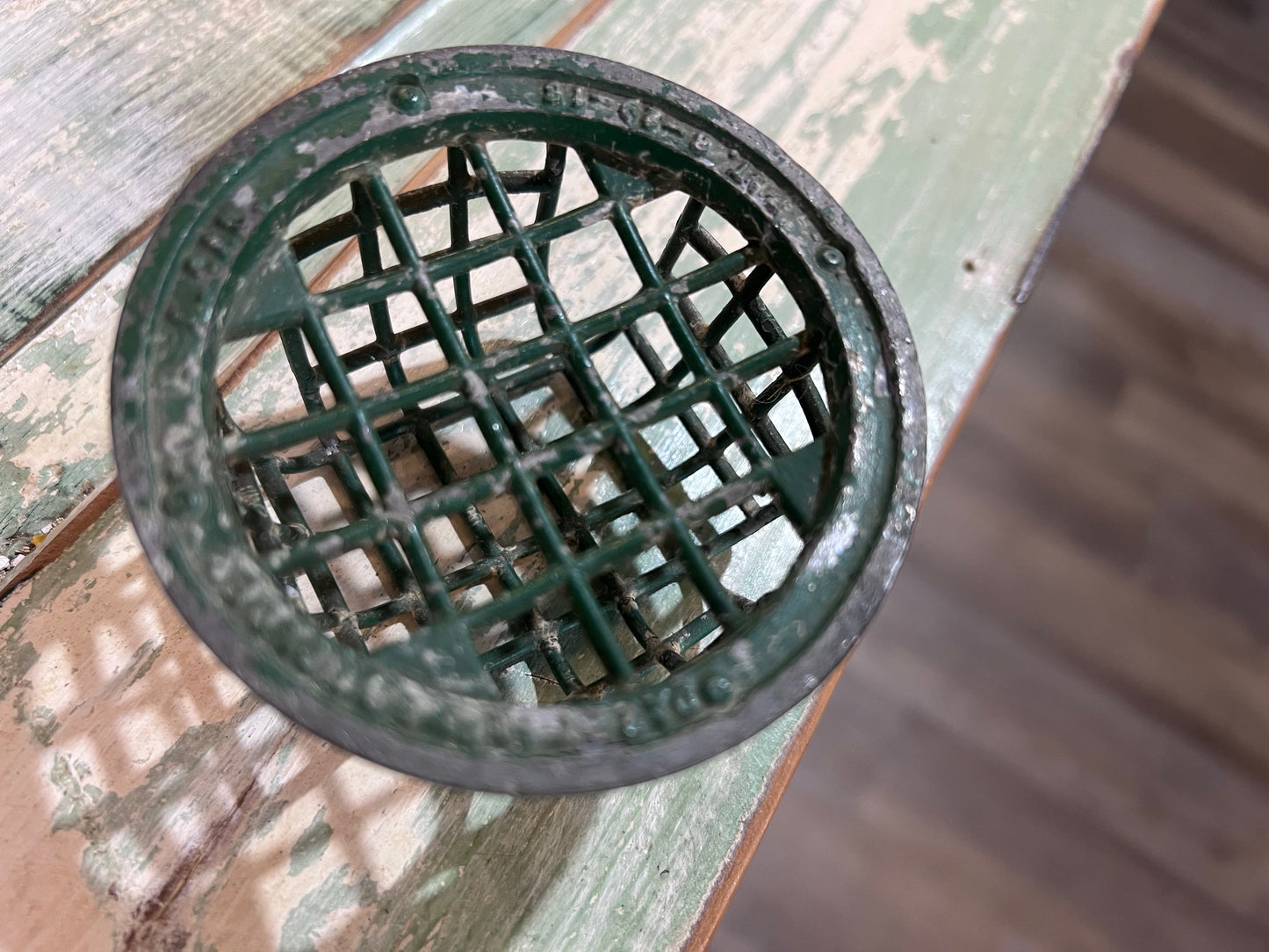 Vintage Dazey Flower Holder Metal Frog Pat.8-29-16 B