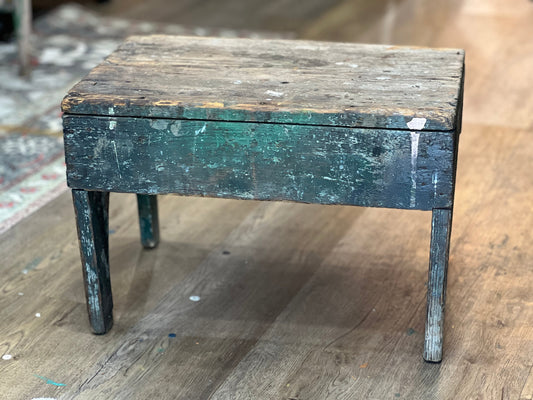 Primitive Stool