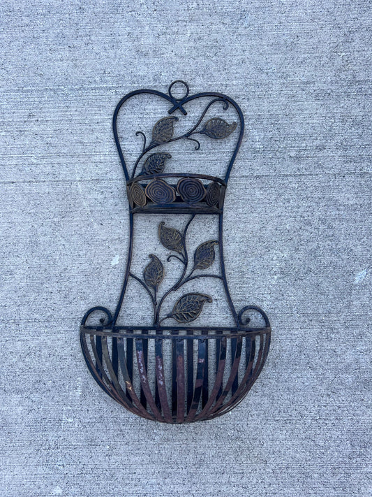 Metal Hanging Wall Planter