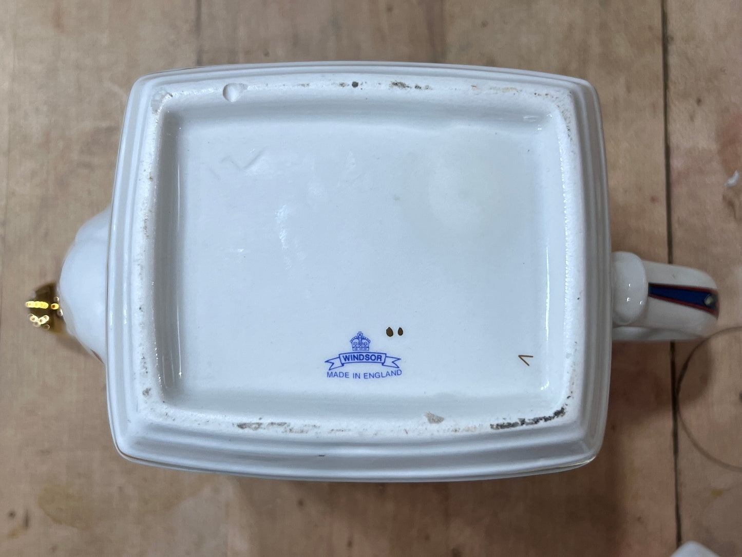 Windsor Teapot