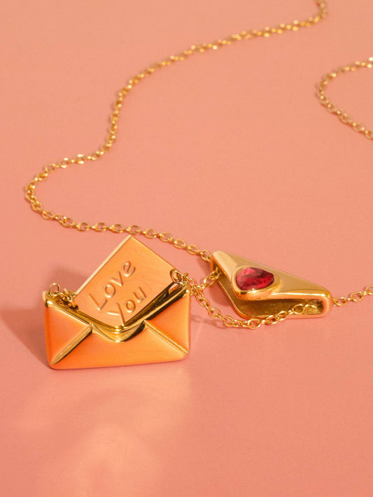 Letter 18K Gold Non-Tarnish Love Letter Heart Necklace: Yellow Gold