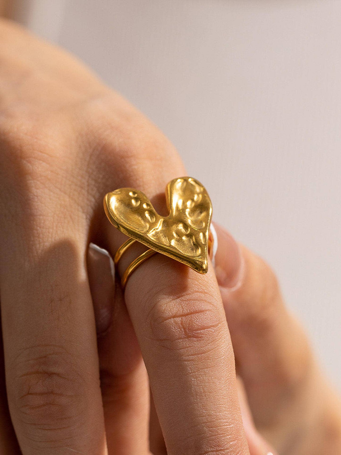 Irene 18K Gold-Plated Non-Tarnish Heart Ring: Yellow Gold