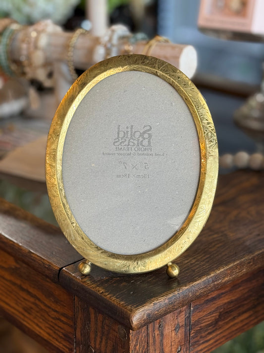Oval Gold-Toned Picture Frame