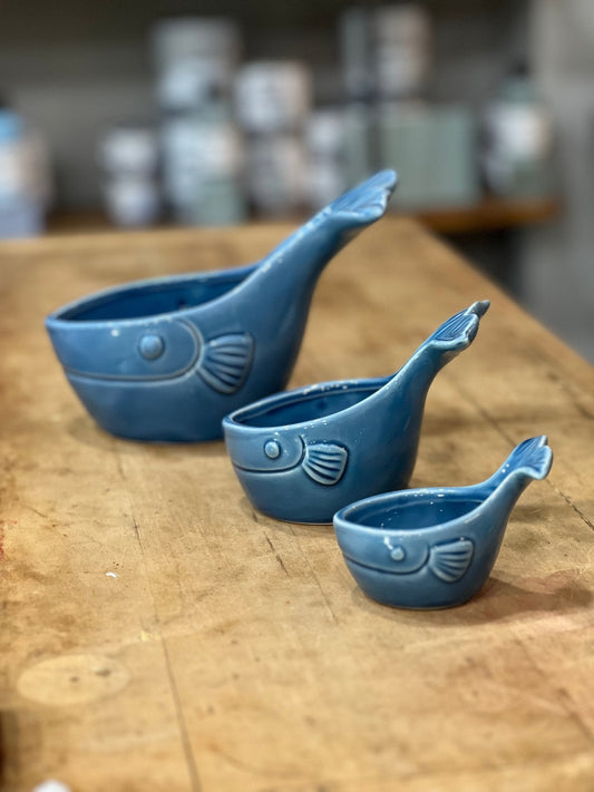 Nautical Ceramic Nesting Whale Measuring Cups – Set of 3 – Slate Blue