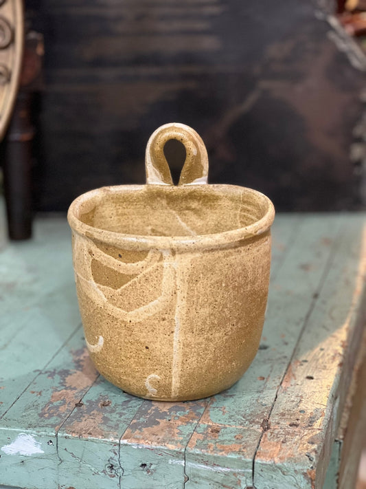 Rustic Stoneware Wall Pocket Planter – Speckled Tan