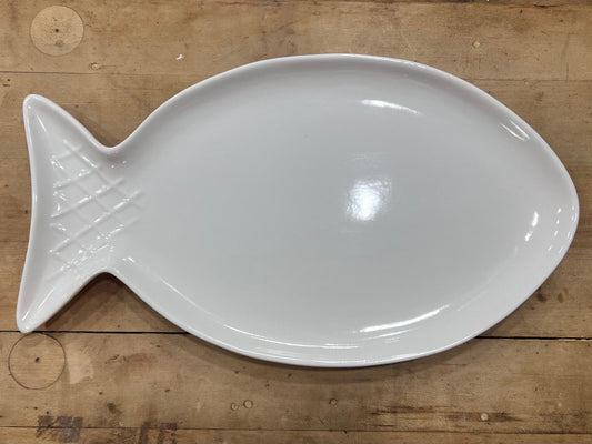 Tag Ceramic Fish Shaped Serving Platter – White (16" x 9") - The Mustard Seed Collection, The Seed