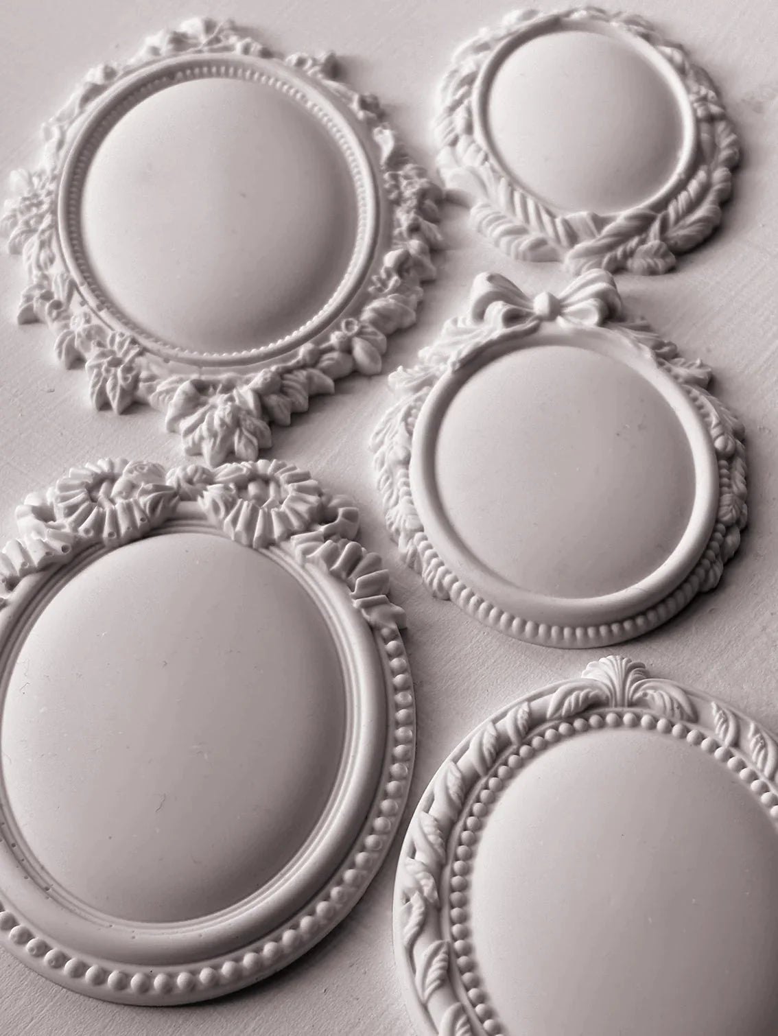 Vintage Brooches 6x10 IOD Mould™ - The Mustard Seed Collection, The Seed