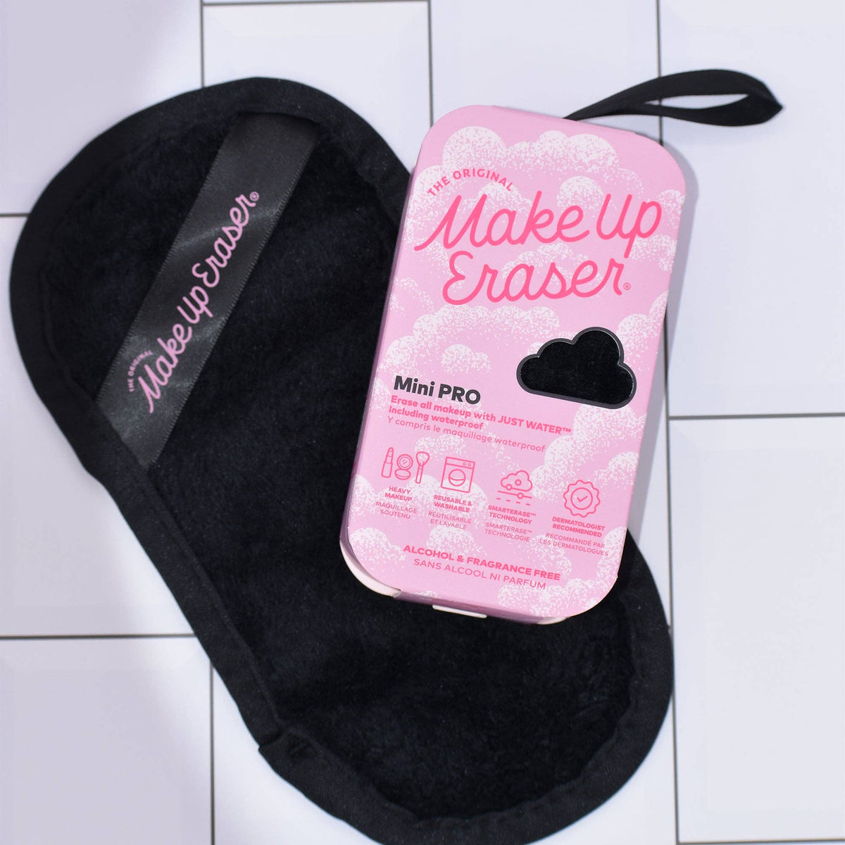 Mini Chic Black PRO The Original MakeUp Eraser