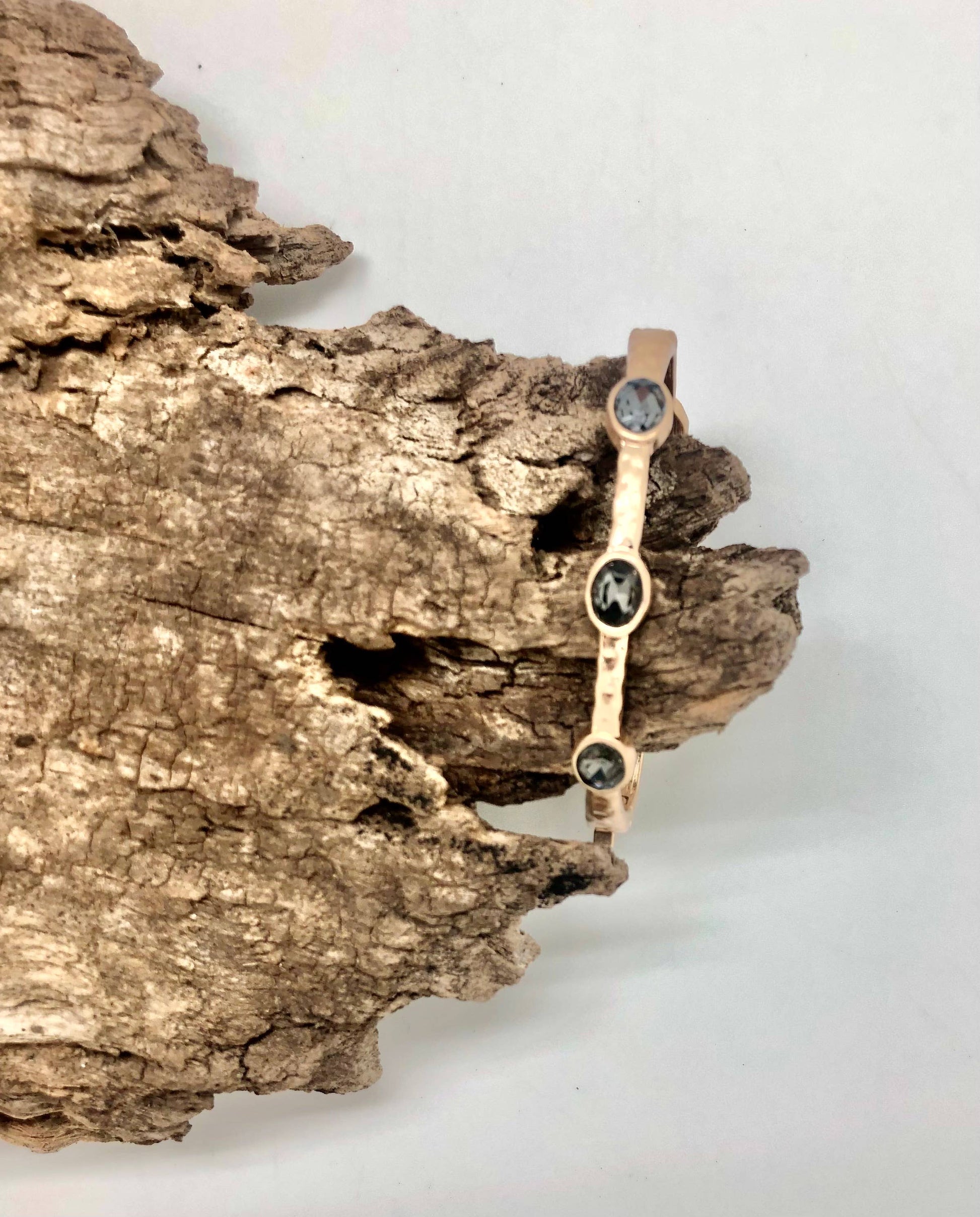 Bracelet 6 Glass Oval Midnight Matte Gold w/safety ClaspHook