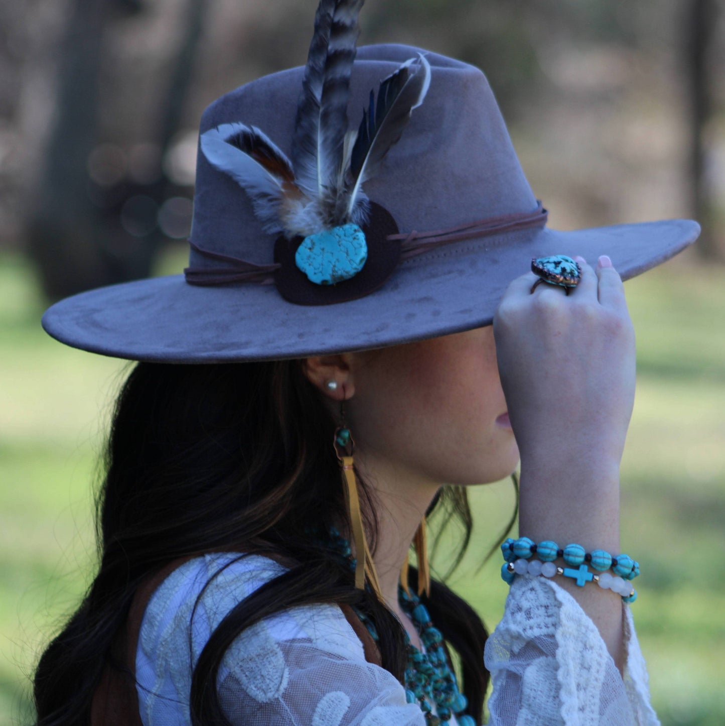 Natural Jade and Howlite Beaded Stretch Breacelet 806w: Multi