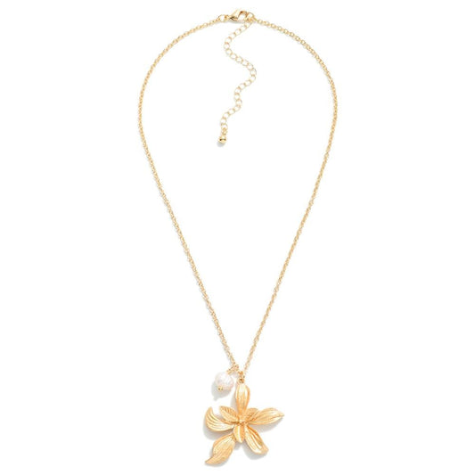 Chain Link Necklace Featuring Metal Tone Flower & Pearl Pendant Worn Gold