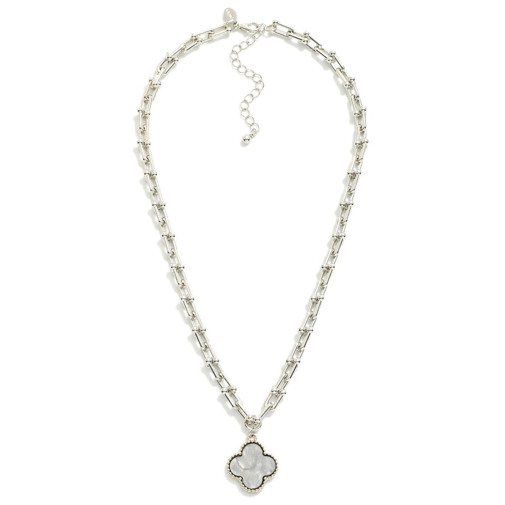 Metal Tone U Link Necklace Featuring Clover Pendant Silver Gray