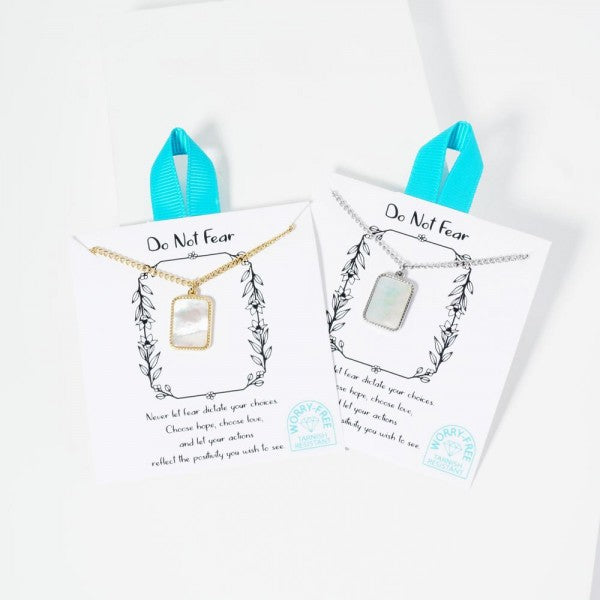 Chain Link Necklace Featuring Pearlescent Rectangle Pendant Silver