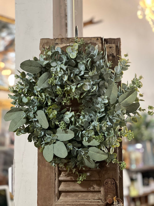 16" Green Leaf Wreath / Candle Ring