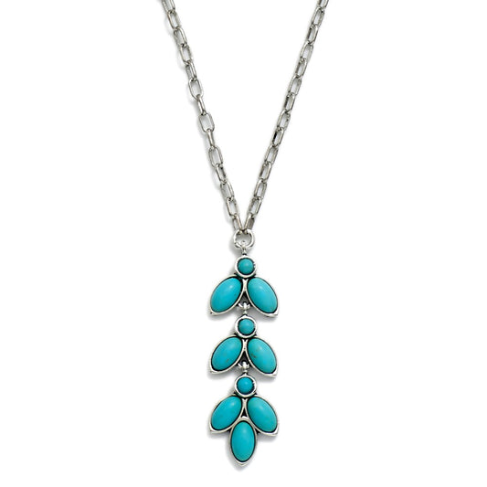Chain Link Necklace Featuring Turquoise Leaves Pendant Silver