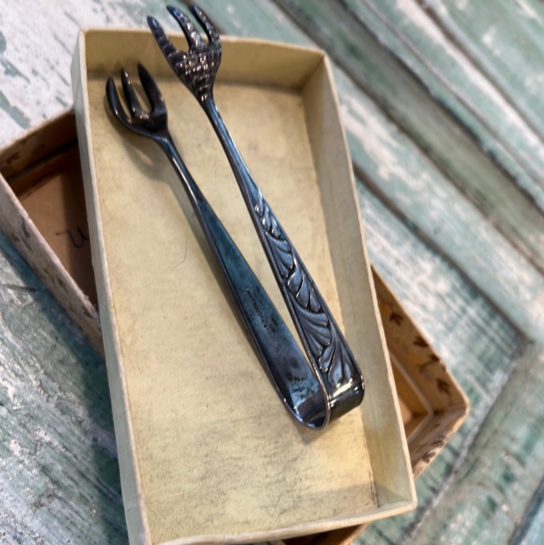 1847 Rogers Bros Sugar Cube or Ice Tongs Silver - The Mustard Seed Collection, The Seed