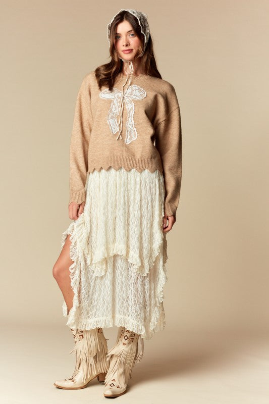 Bow Applique Scallop Hem Sweater