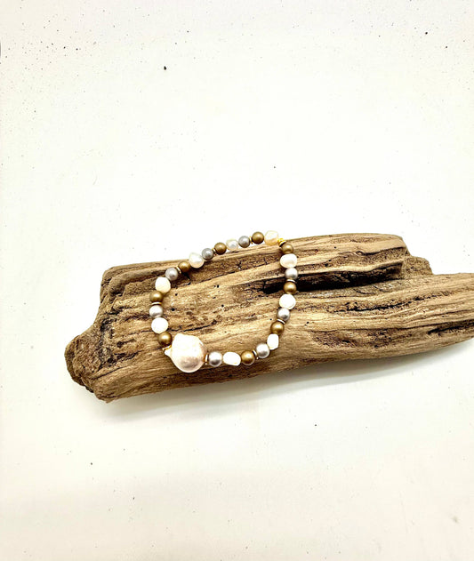 Bracelet Stretch MotherofPearlw/FreshwaterPearl(6mm)Baroque