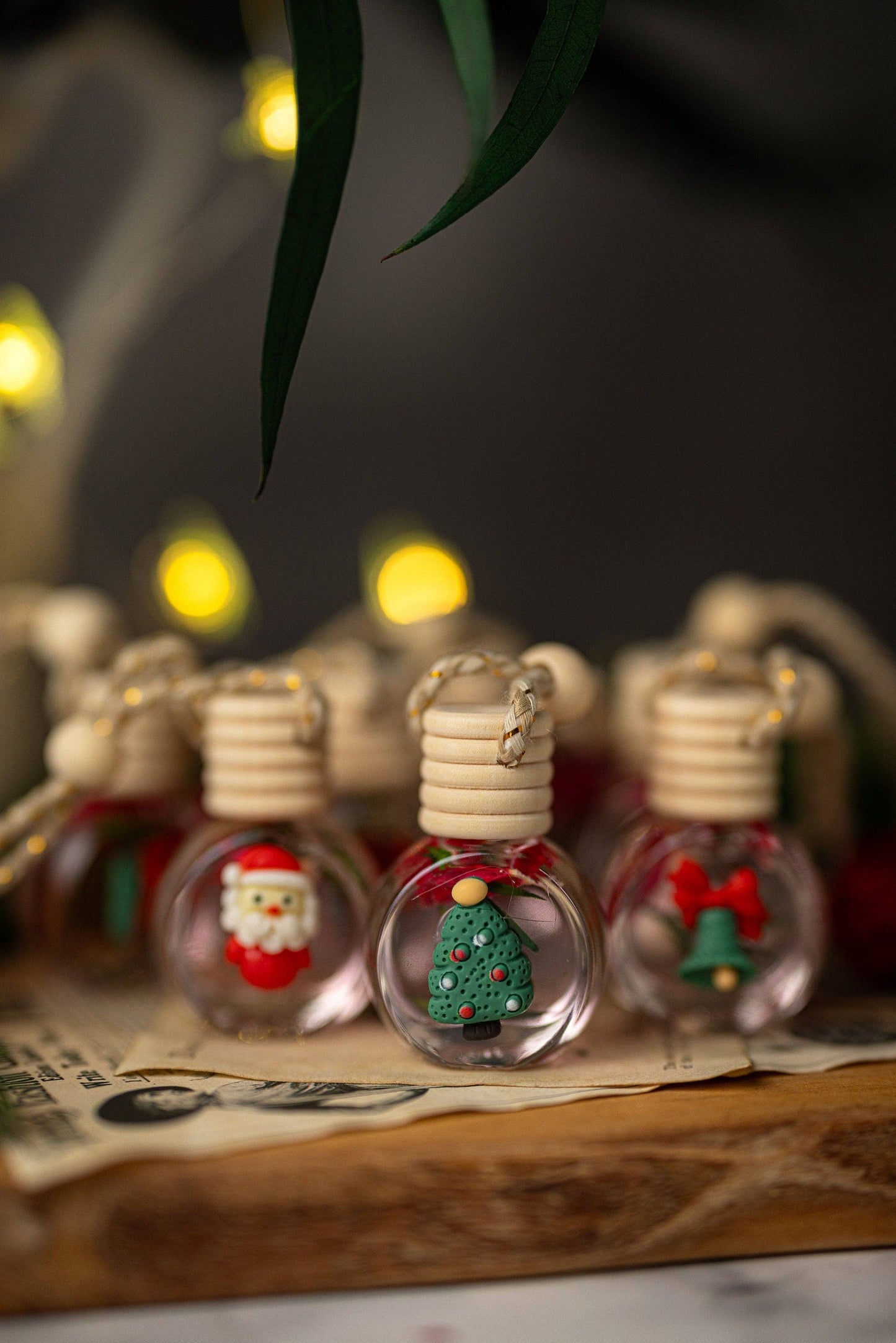 Beautiful Christmas Car Diffuser/Cure Air Freshener/Christmas Scents and more/ Car accessories for women /Luxury: Christmas Present / Mistletoe