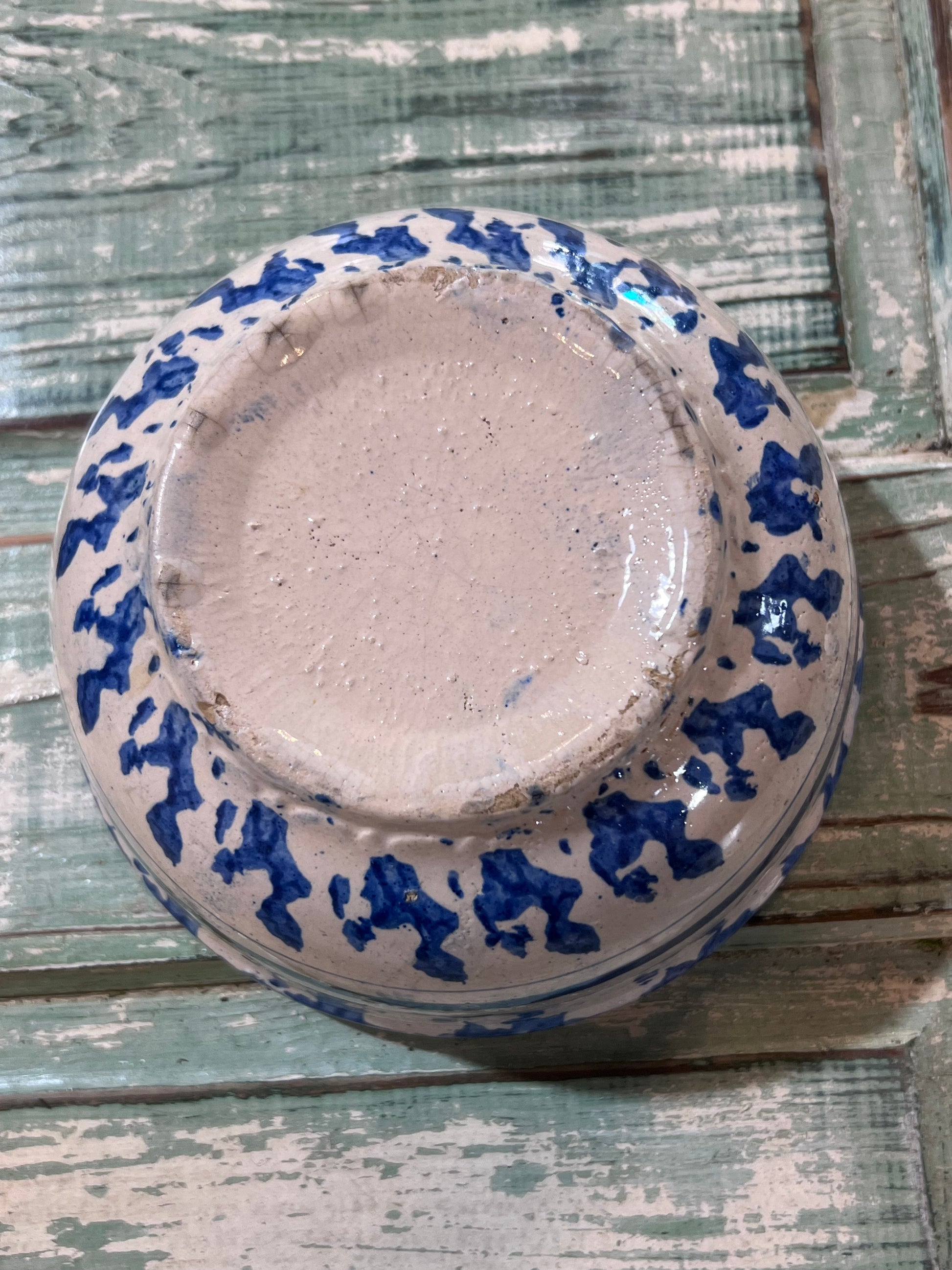 Antique Sponge ware Batter Bowl