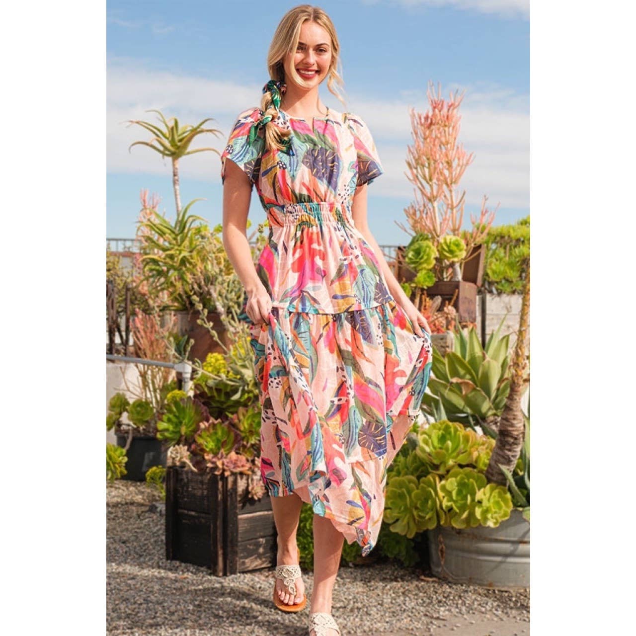 Abstract Printed Smocked Maxi Dress: FUCHSIA