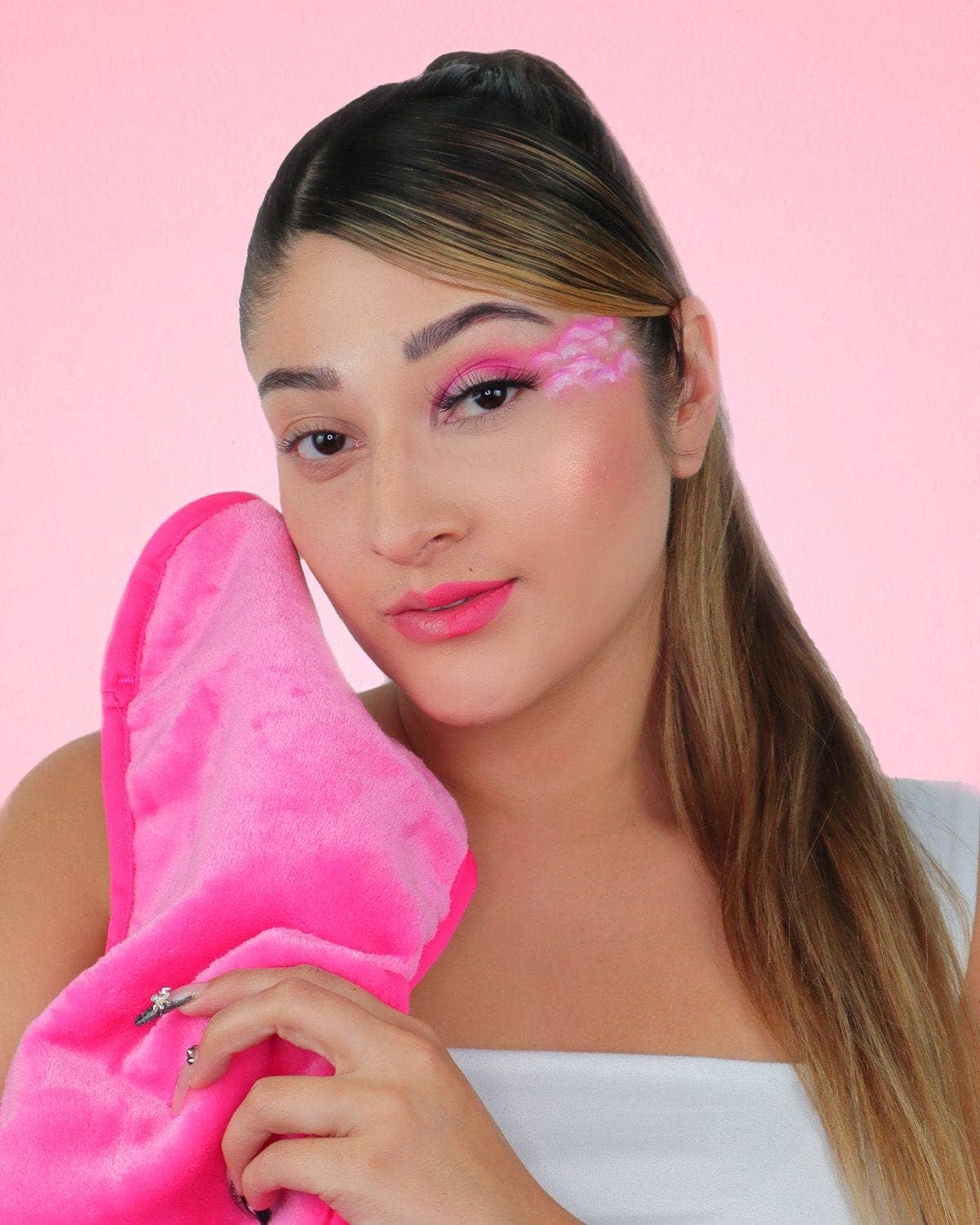 Original Pink MakeUp Eraser PRO | Best Seller The Original MakeUp Eraser