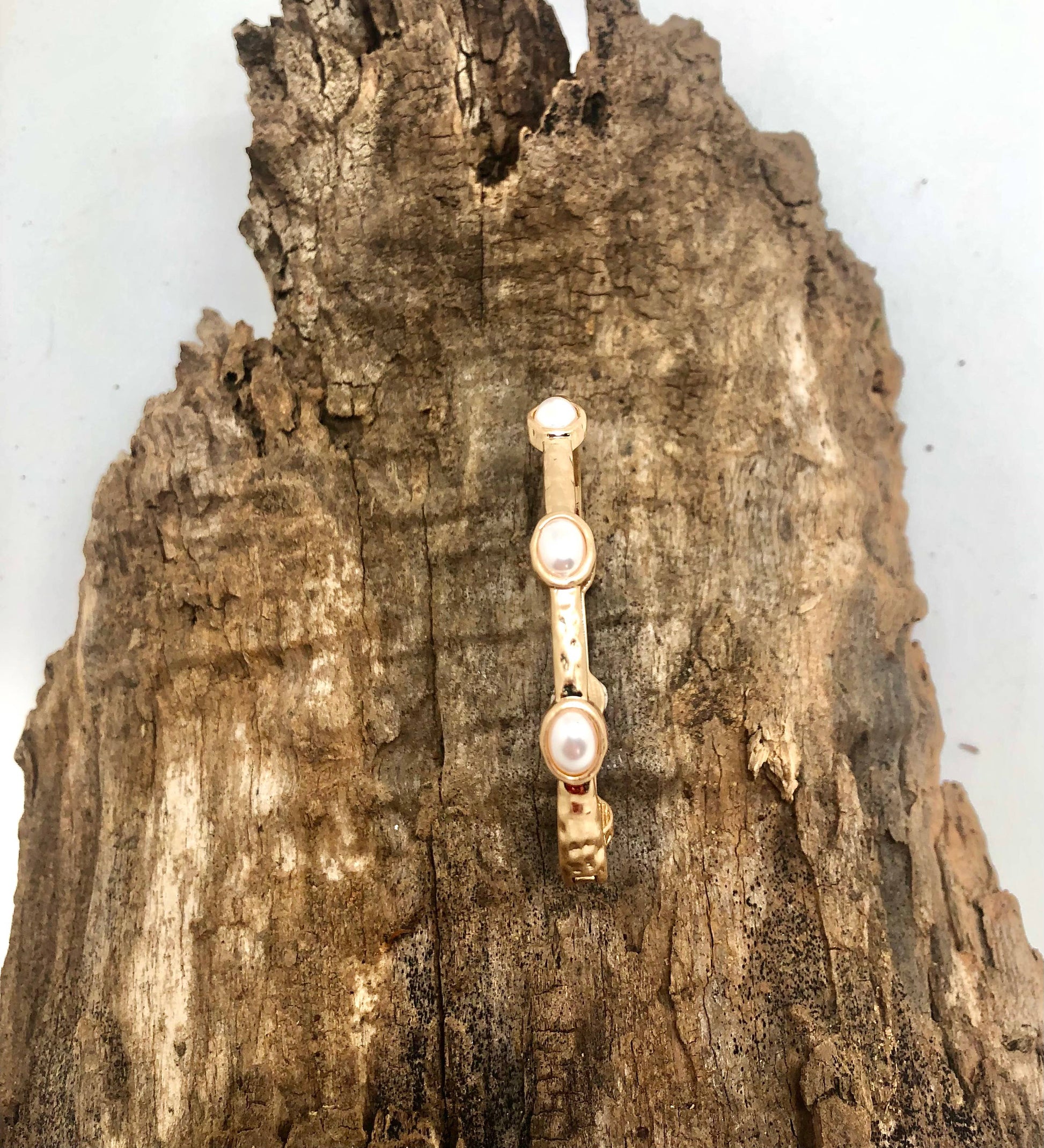 Bracelet 6 Oval Glass Pearl MatteGold w/SafetyHook Clasp