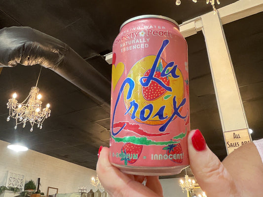 Refrigerated Drinks Le Croix Strawberry Peach