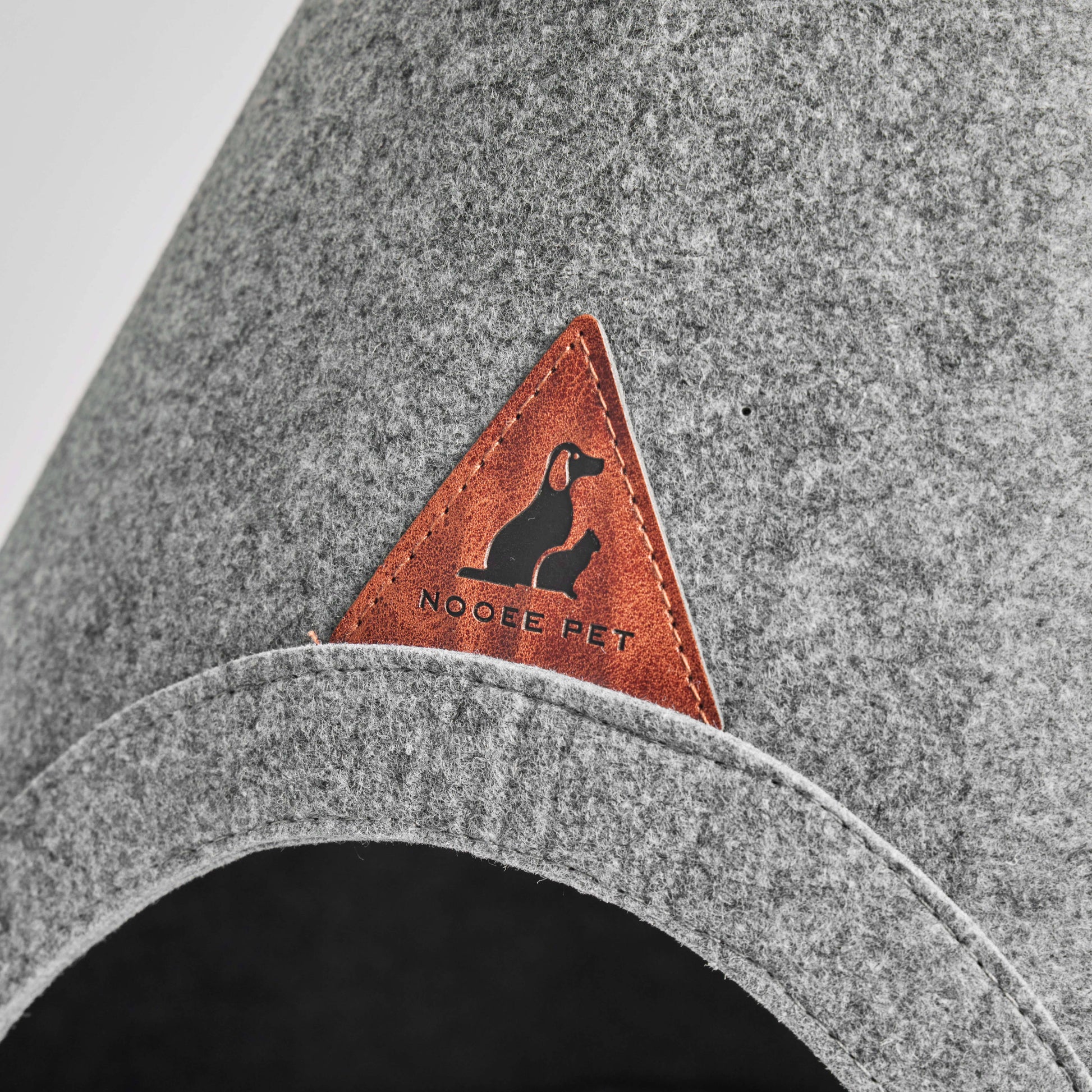 Recycled Felt Pet Cave (Gray) – Modern Foldable Dog House
