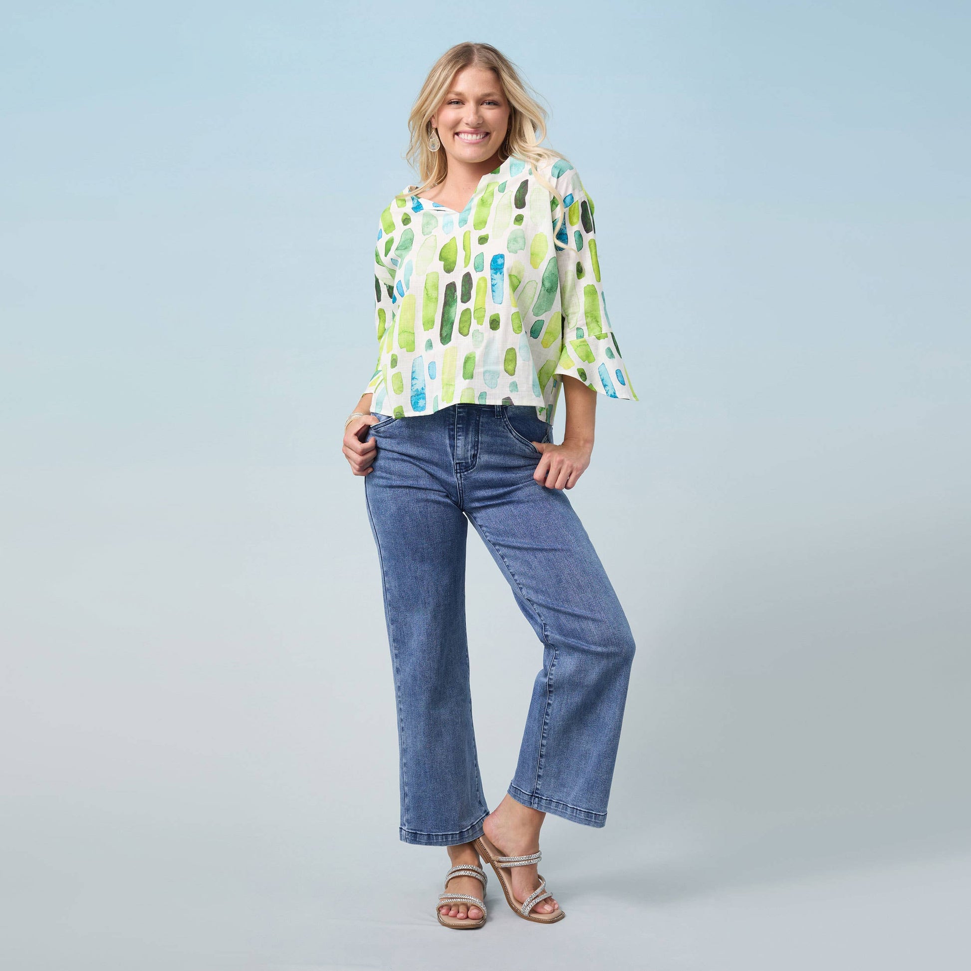 EverStretch Wide Leg Ankle: Medium Denim