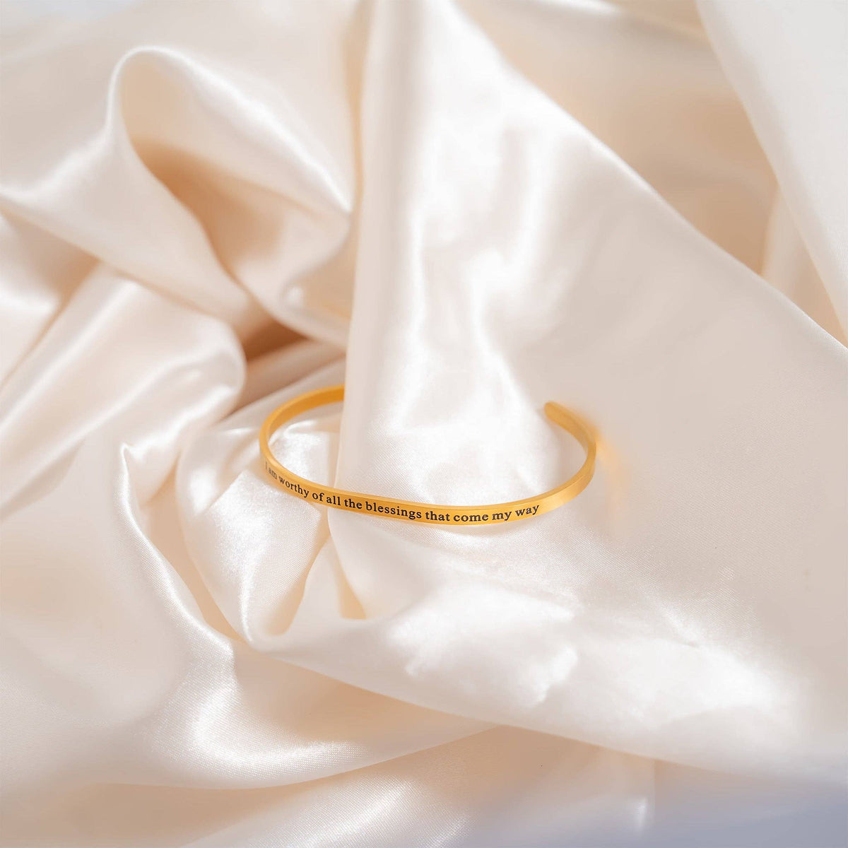 18K Gold PVD Worthy of Blessings Engraved Bangle Bracelet: Gold WJW