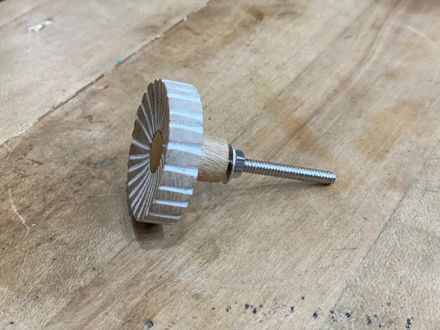 Siena White Wooden Knob
