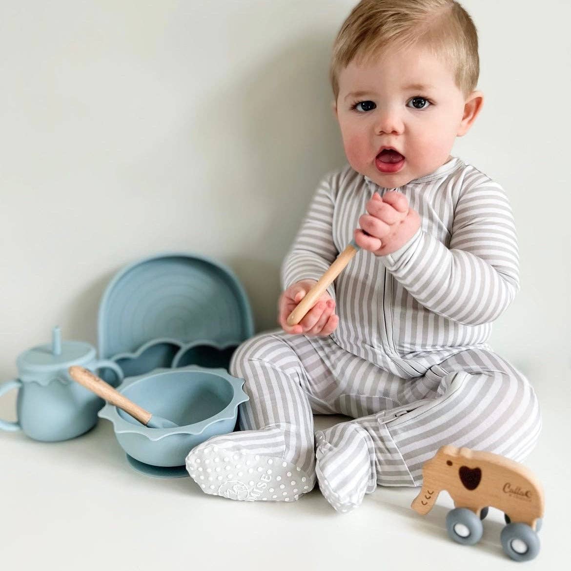 Elephant Silicone & Beechwood Teether Toy: Petal Pink
