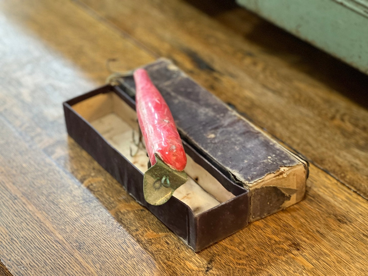 8" Pink "Atom 40" Style Plug Lure - The Mustard Seed Collection, The Seed