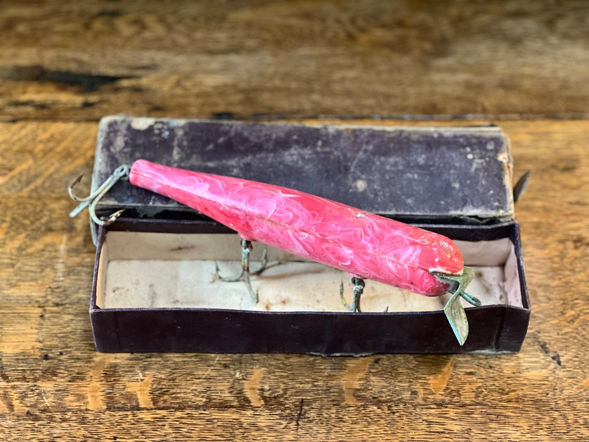 8" Pink "Atom 40" Style Plug Lure - The Mustard Seed Collection, The Seed