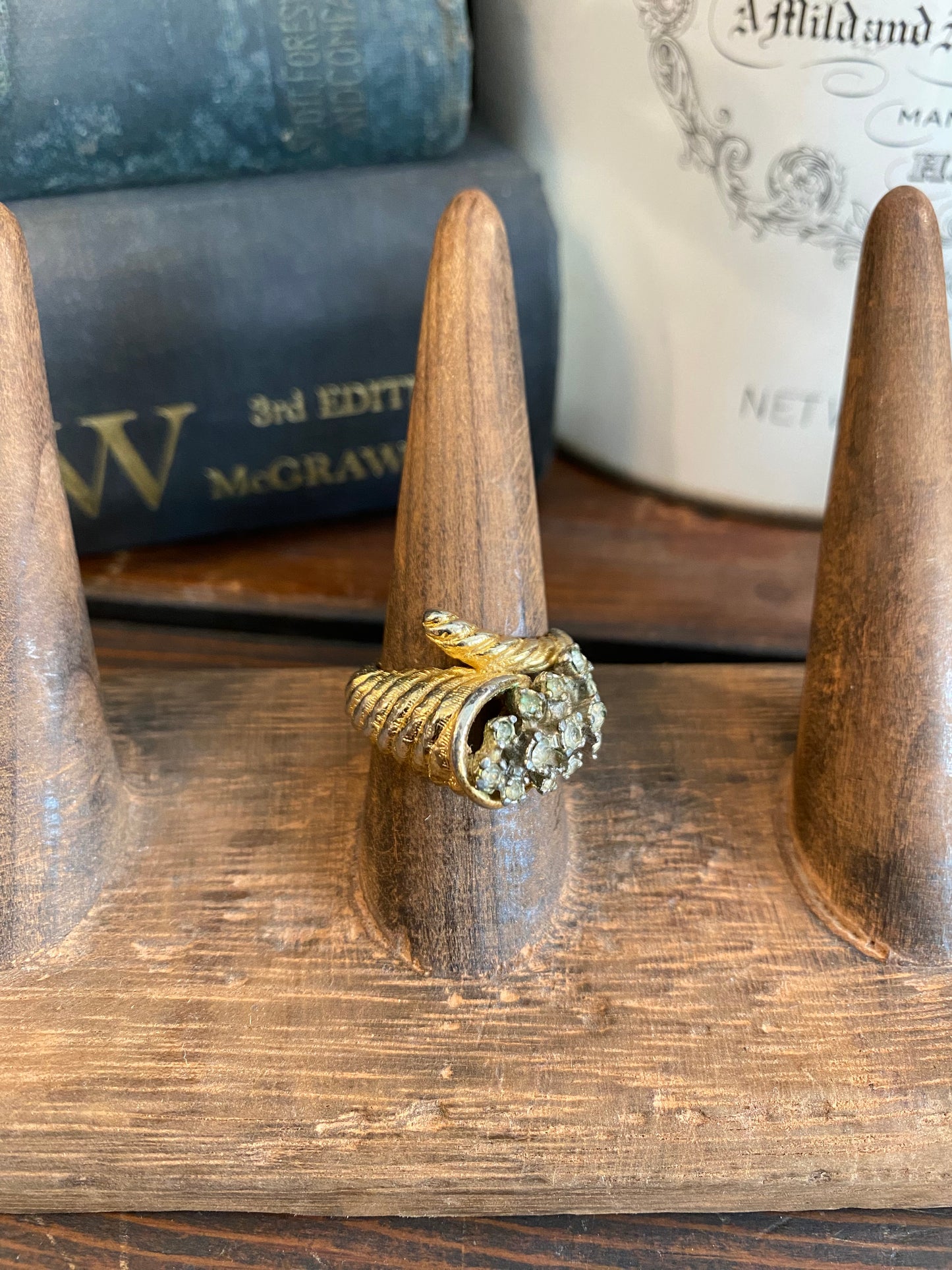 Vintage Costume Gold And Rhinestone Cluster Ring