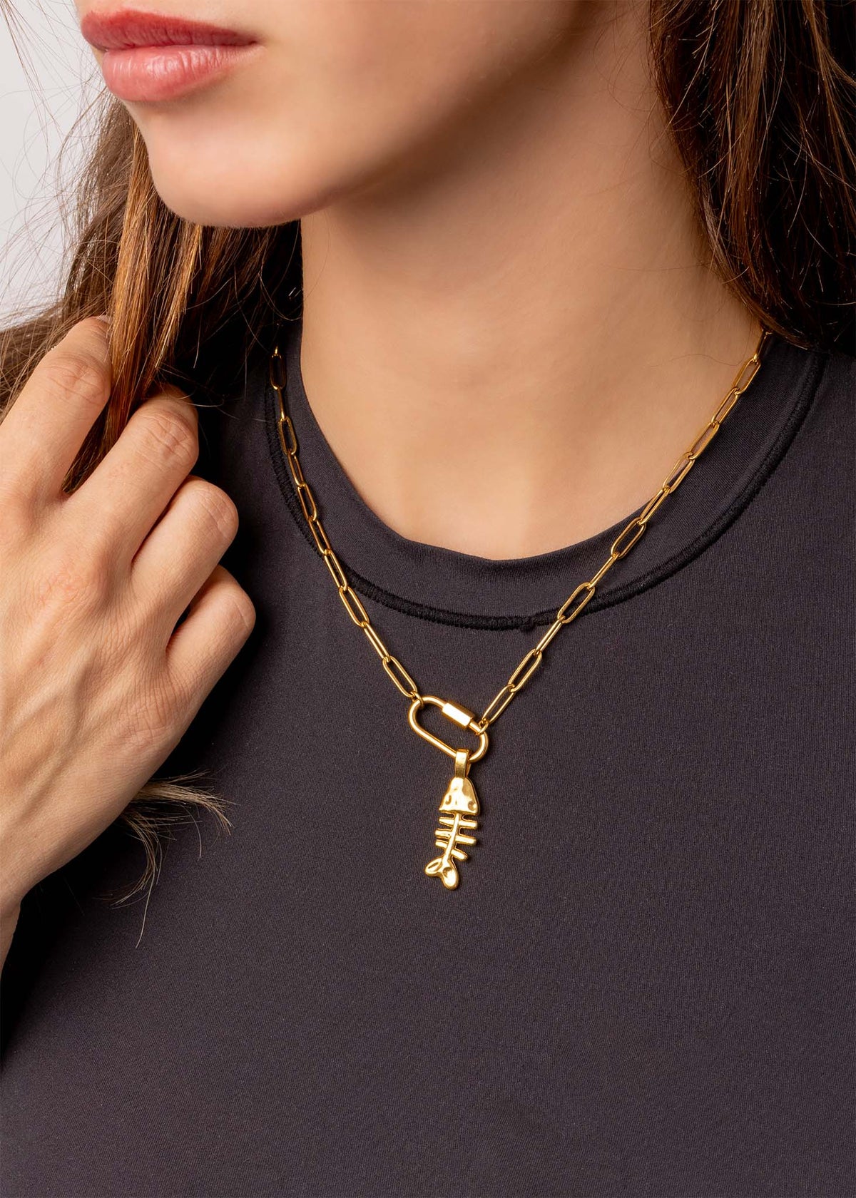 18K Gold PVD Paperclip Carabiner Necklace: Gold / 16+2" WJW