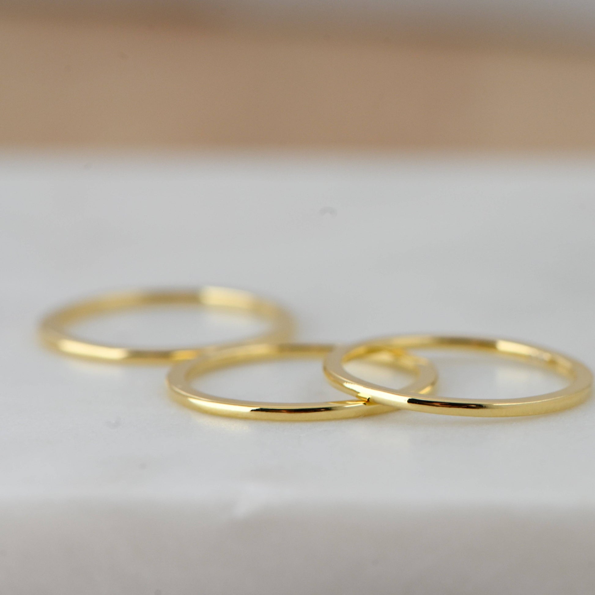 Thin Plain Band: Gold / 8