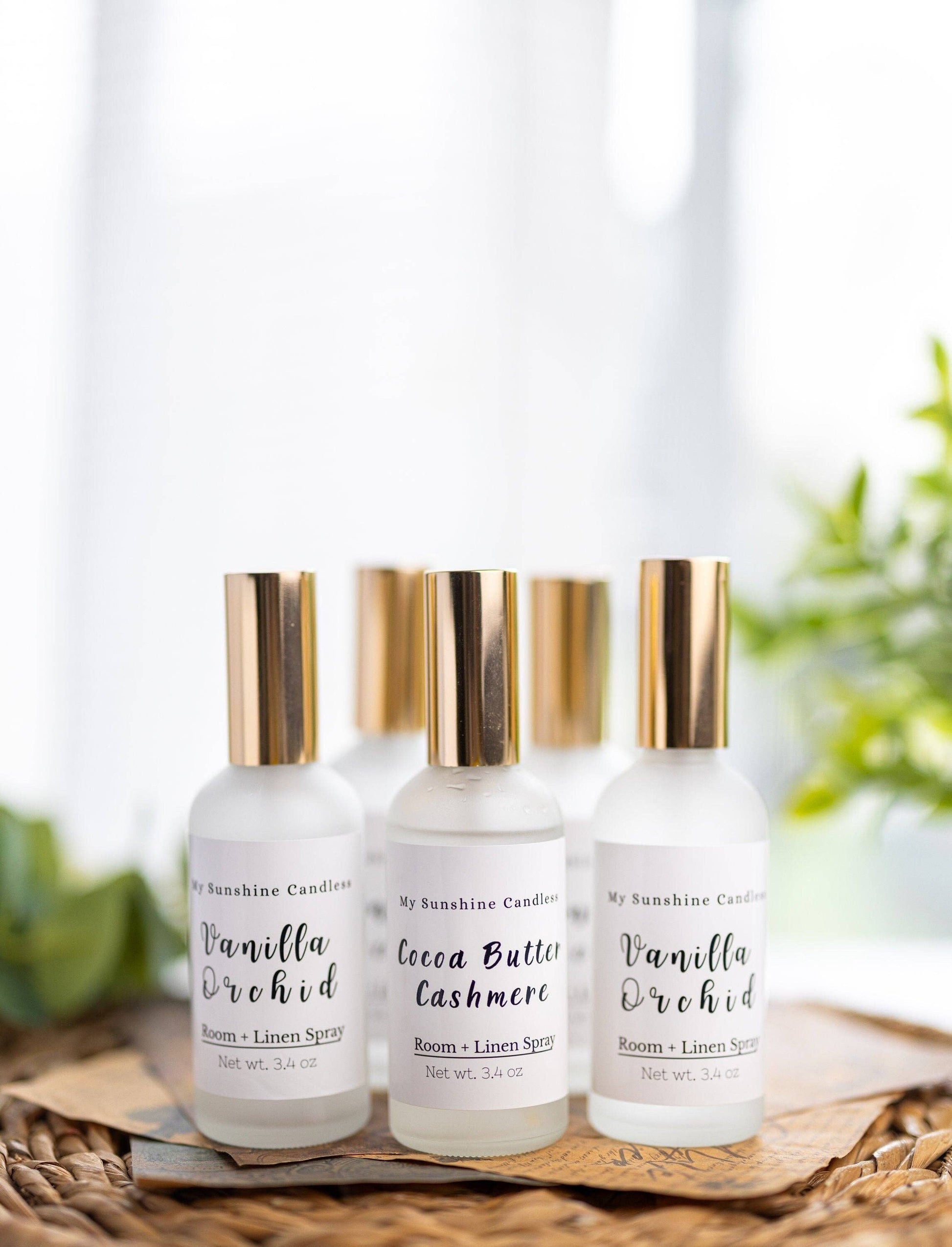 Room & Linen Spray/Variety of Scents/Fabric Spray/Room Freshener/Car Freshener/Bathroom Spray/Pillow Spray: Golden / Fresh Linen