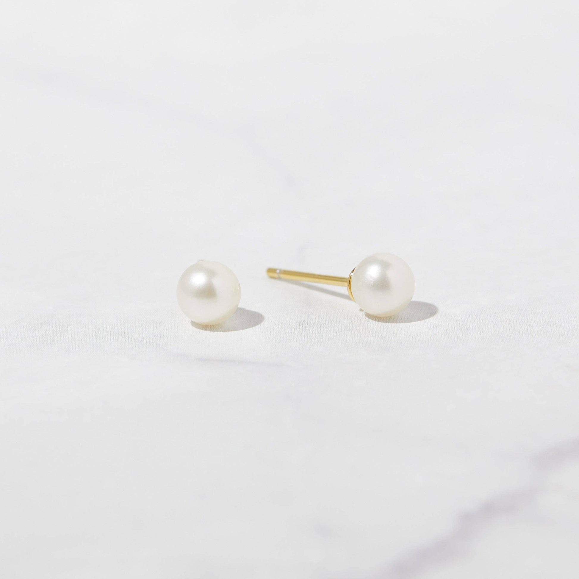 Freshwater Pearl Studs: 925Sterling/14KT Gold