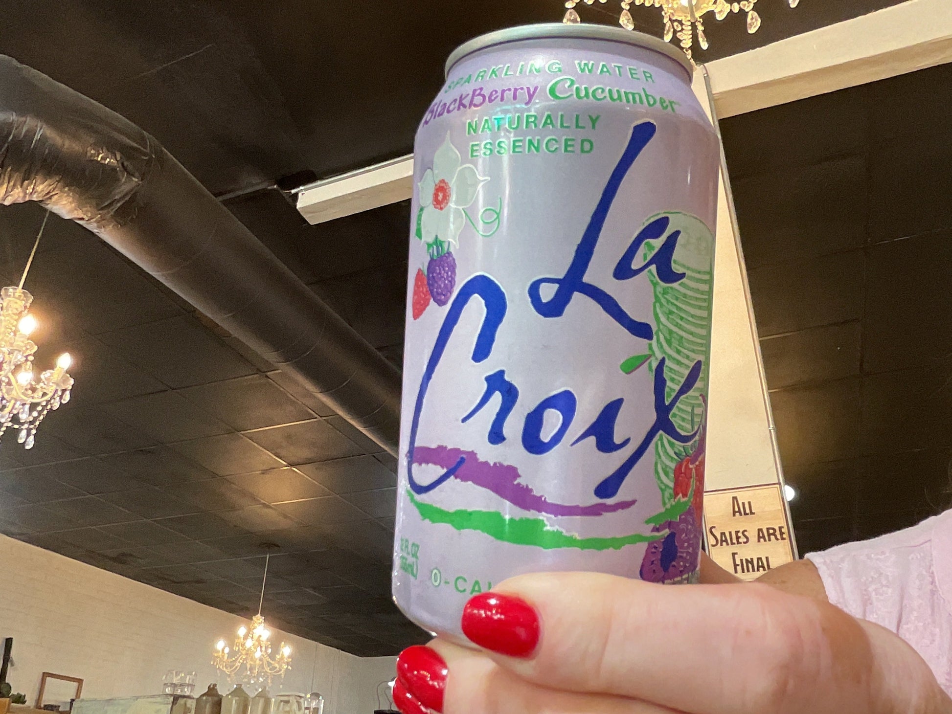 Refrigerated Drinks Le Croix Blackberry Cucumber