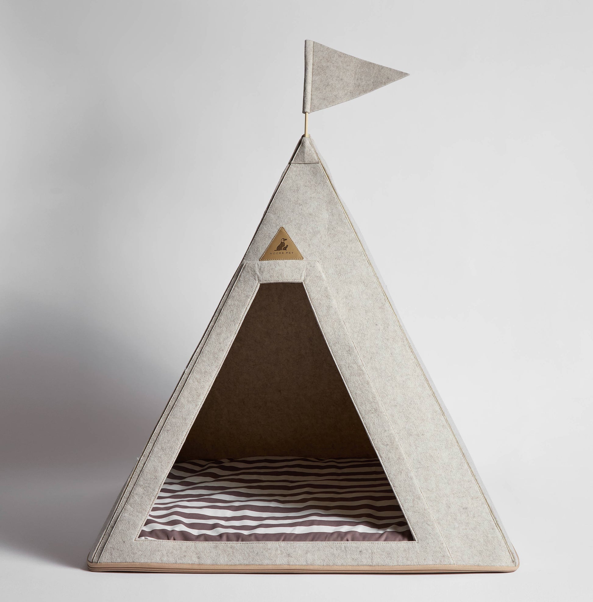 Nooee Pet Teepee Tucker – Size Medium Portable Dog Teepee