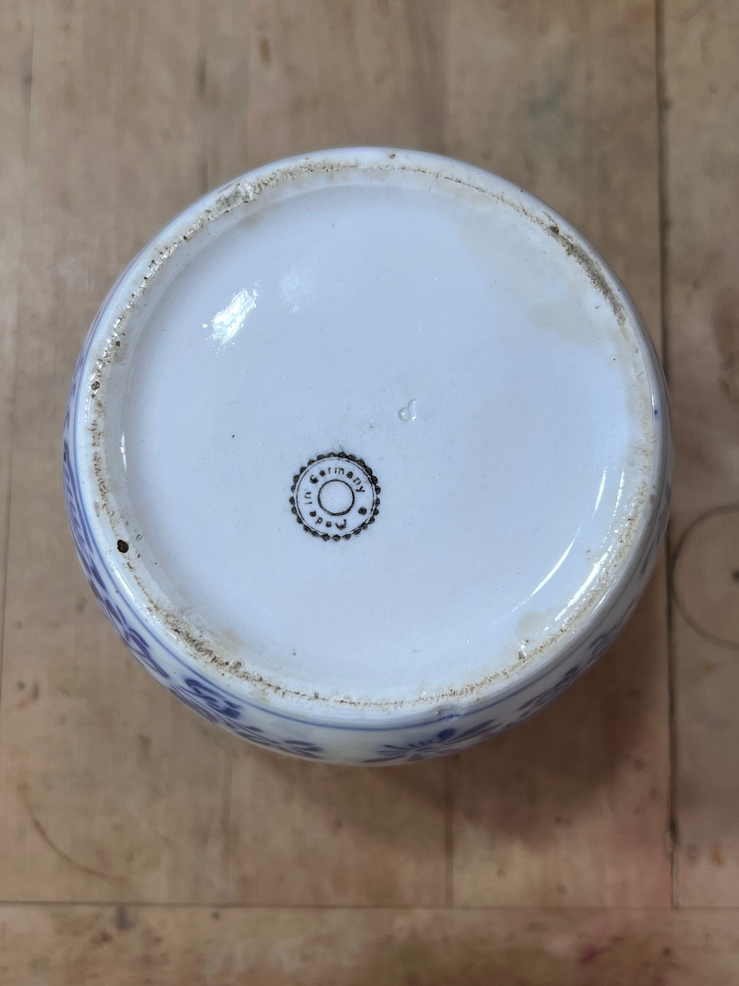 European Blue Floral Ceramic Rice Storage Jar Orlando Estate Auction
